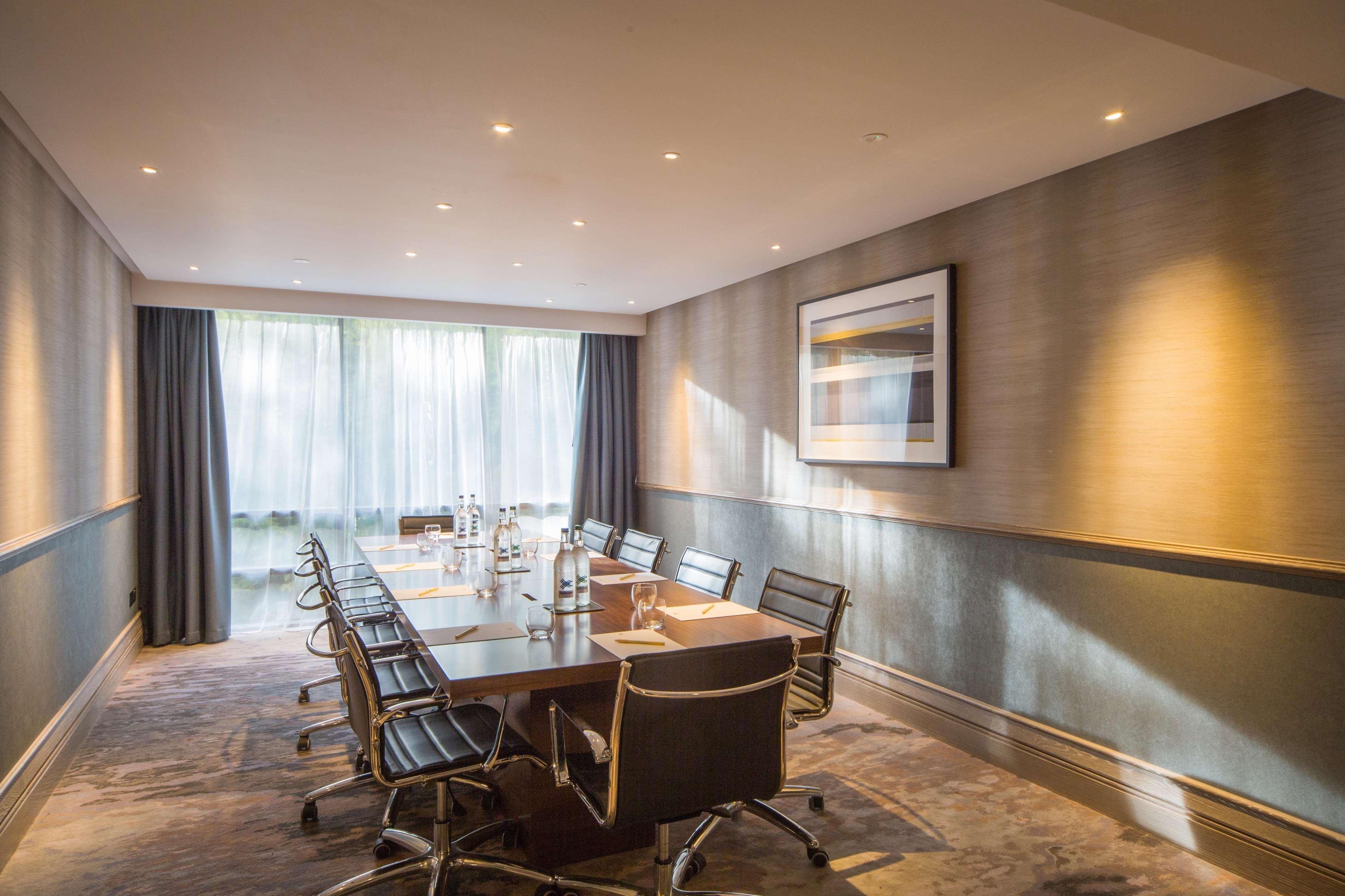 מלון קינגסטון אפון תמז Doubletree By Hilton London Kingston Upon Thames מראה חיצוני תמונה