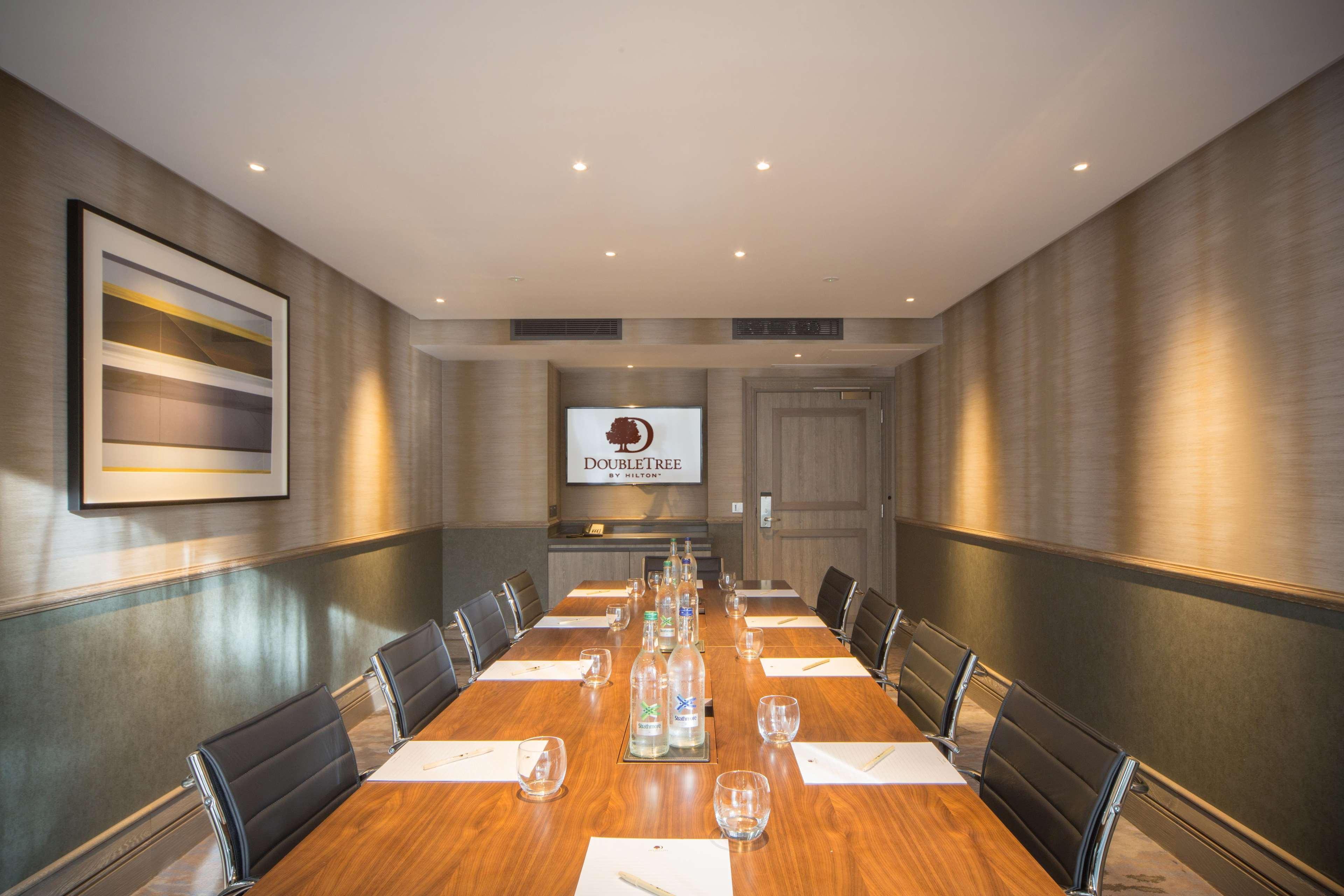מלון קינגסטון אפון תמז Doubletree By Hilton London Kingston Upon Thames מראה חיצוני תמונה