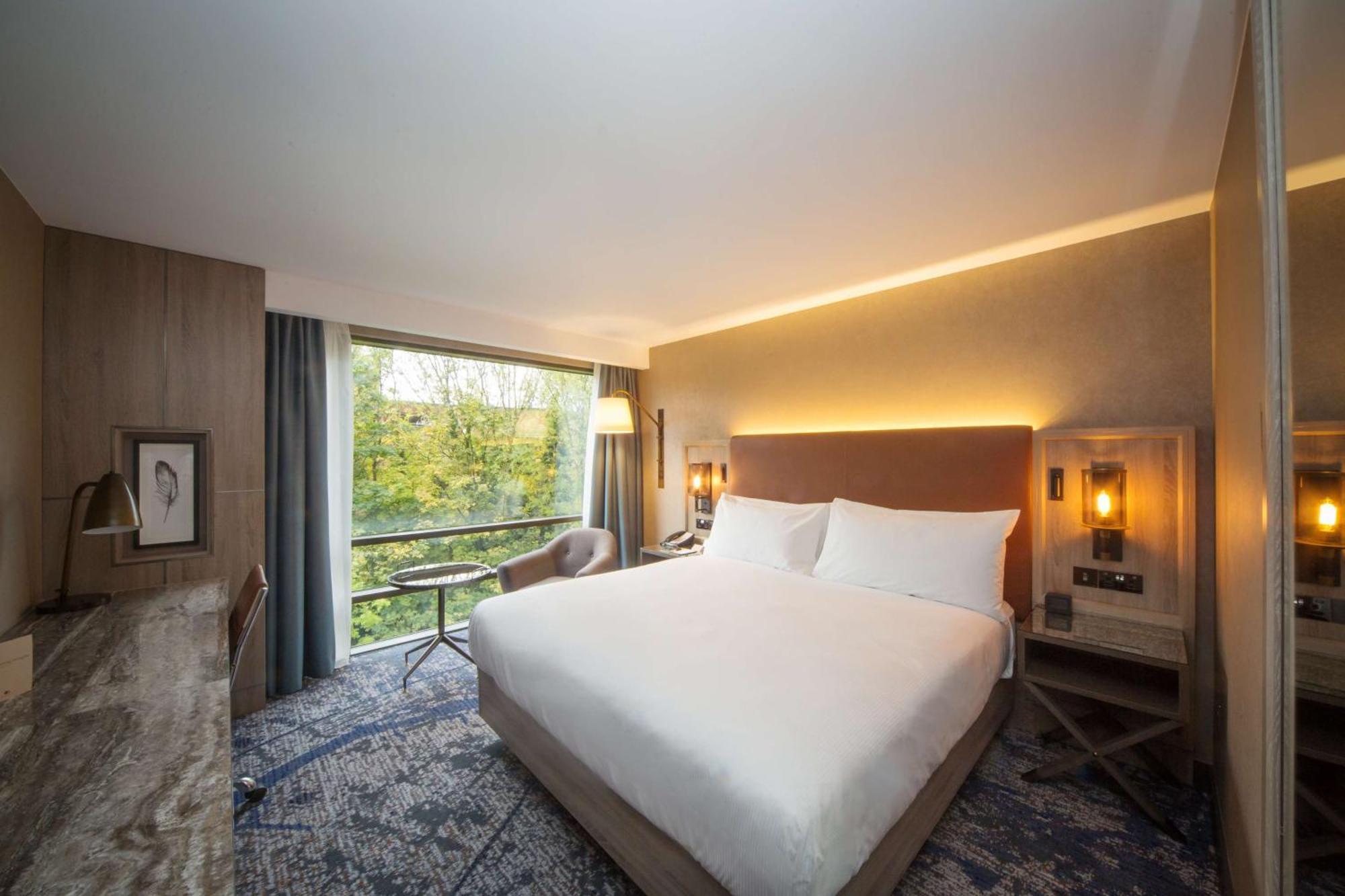 מלון קינגסטון אפון תמז Doubletree By Hilton London Kingston Upon Thames מראה חיצוני תמונה