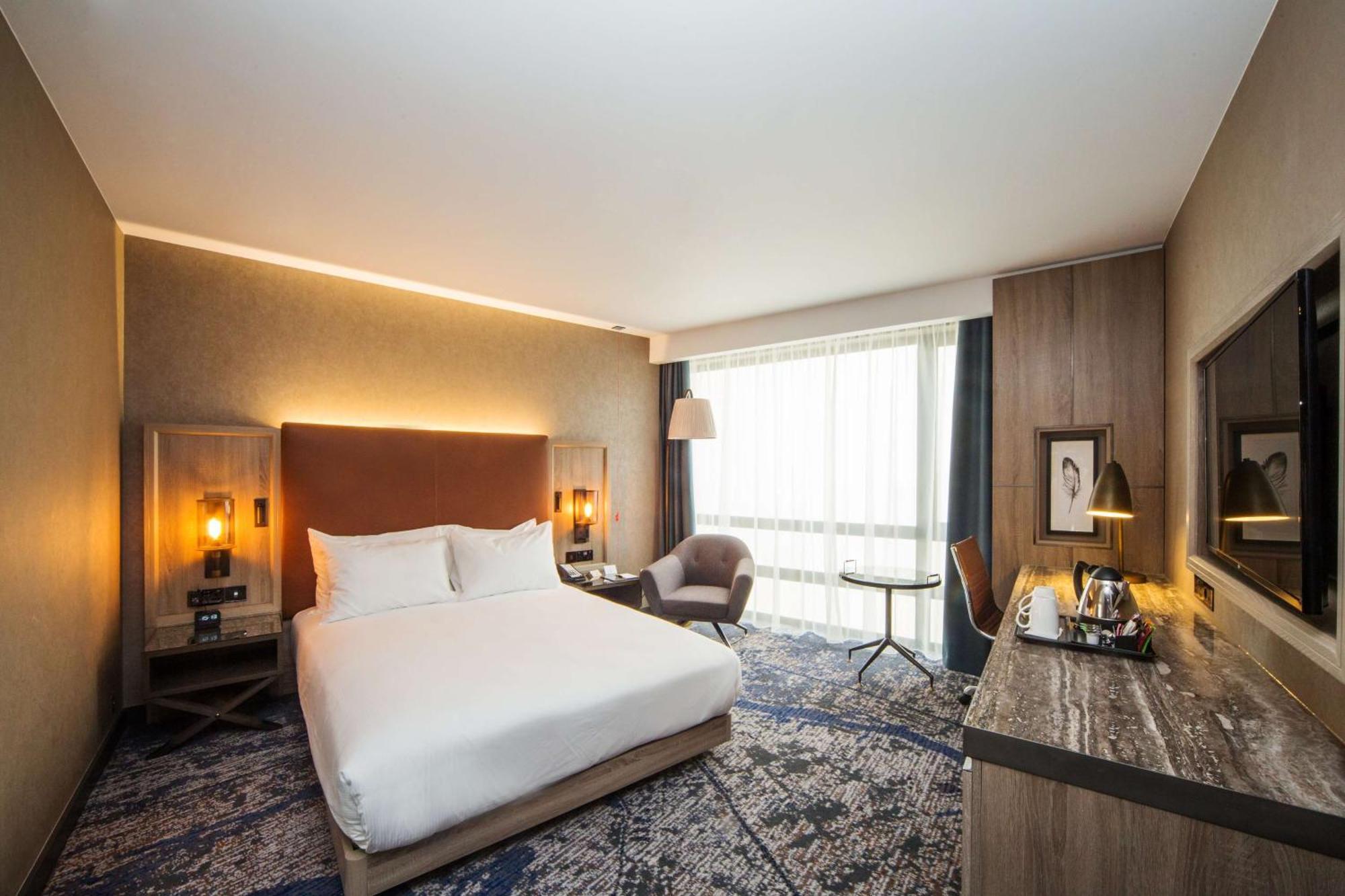 מלון קינגסטון אפון תמז Doubletree By Hilton London Kingston Upon Thames מראה חיצוני תמונה
