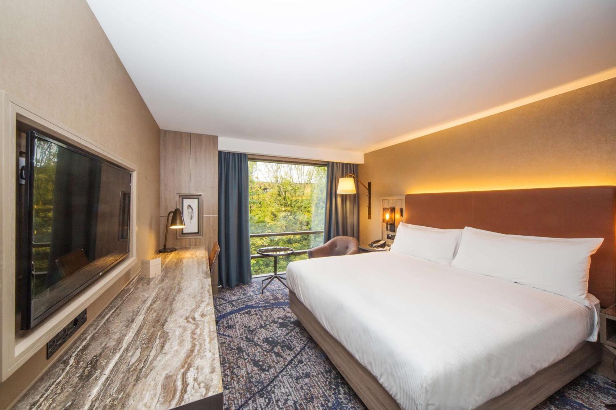 מלון קינגסטון אפון תמז Doubletree By Hilton London Kingston Upon Thames מראה חיצוני תמונה